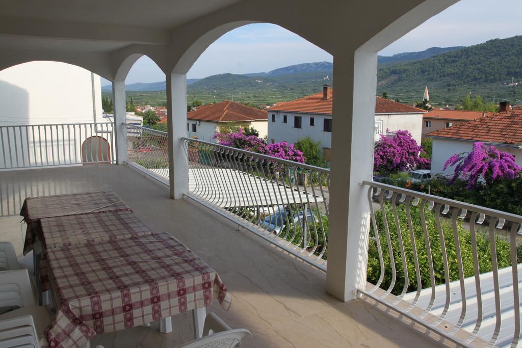 Apartments Marinko Stari Grad  Ruang foto