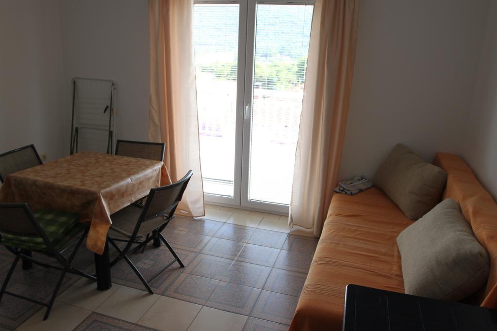 Apartments Marinko Stari Grad  Ruang foto