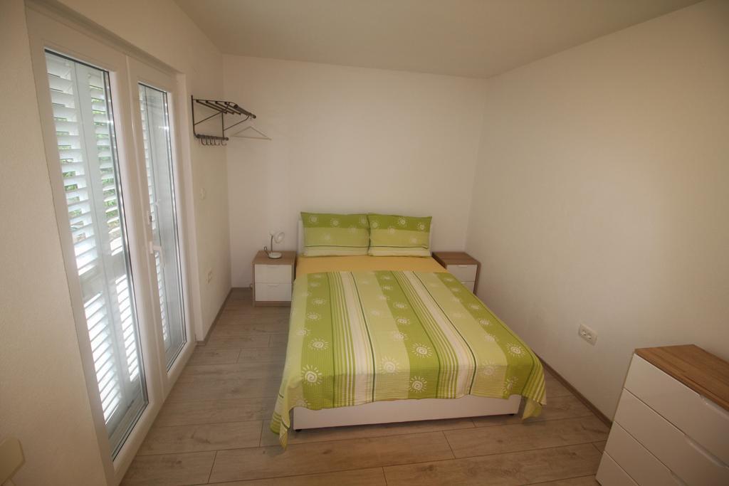 Apartments Marinko Stari Grad  Bagian luar foto