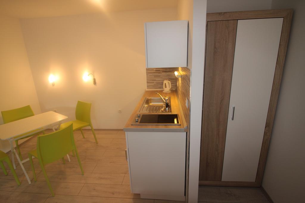 Apartments Marinko Stari Grad  Bagian luar foto