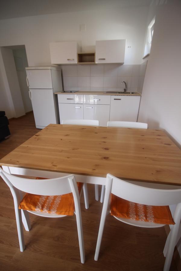 Apartments Marinko Stari Grad  Bagian luar foto