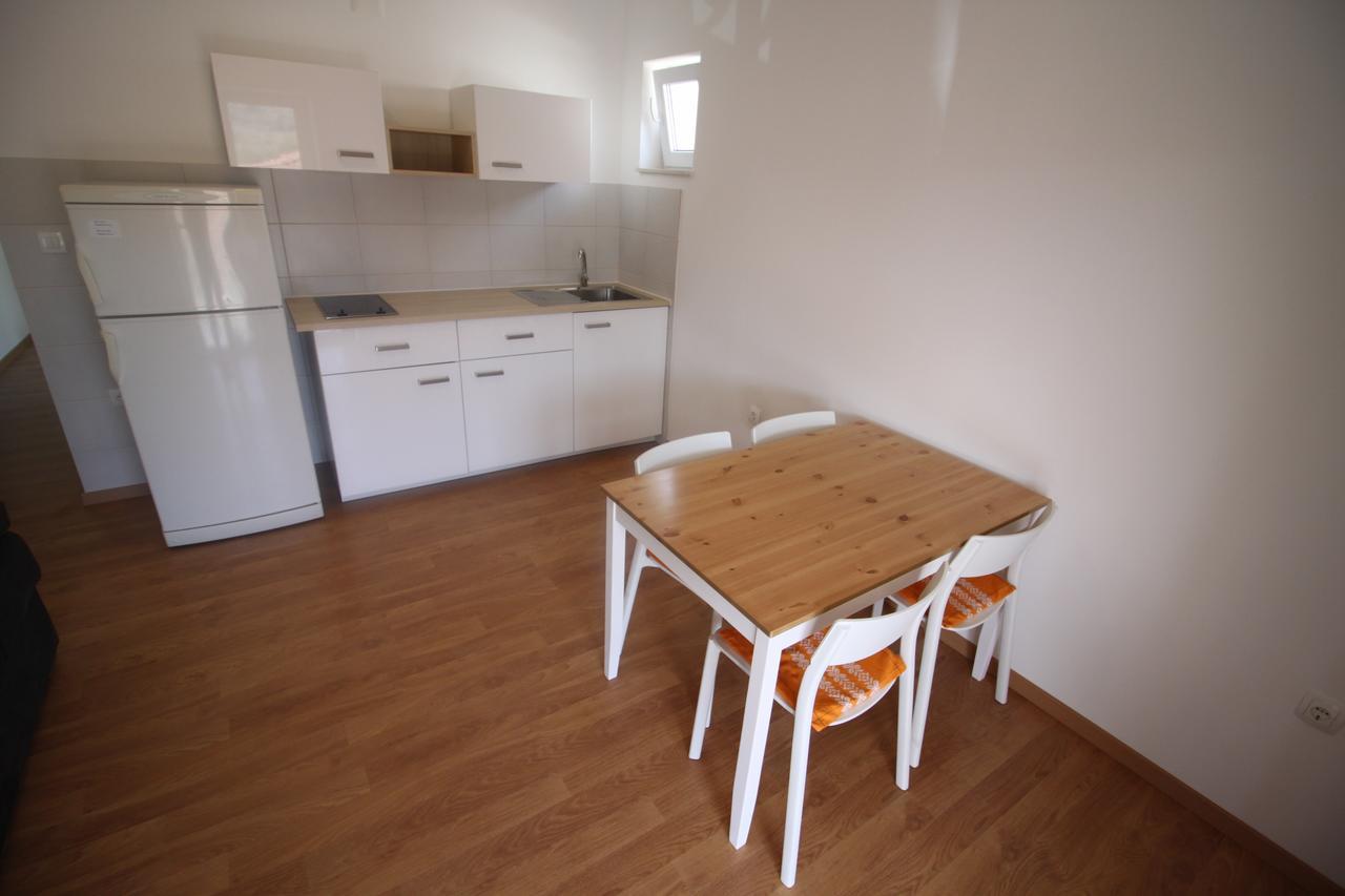 Apartments Marinko Stari Grad  Bagian luar foto